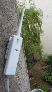 Ubiquiti PicoStation zur Versorgung des Gartens